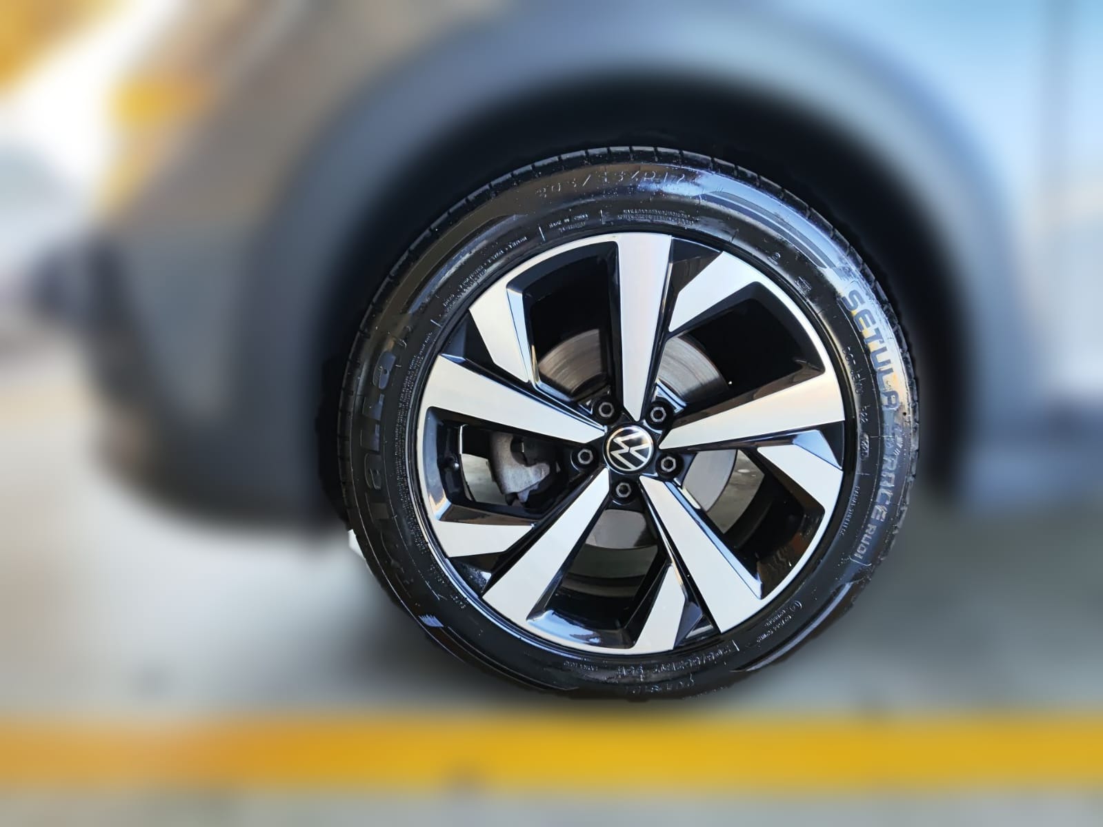 Volkswagen Nivus Highline 1.0 200 TSI Flex Aut. - foto 6