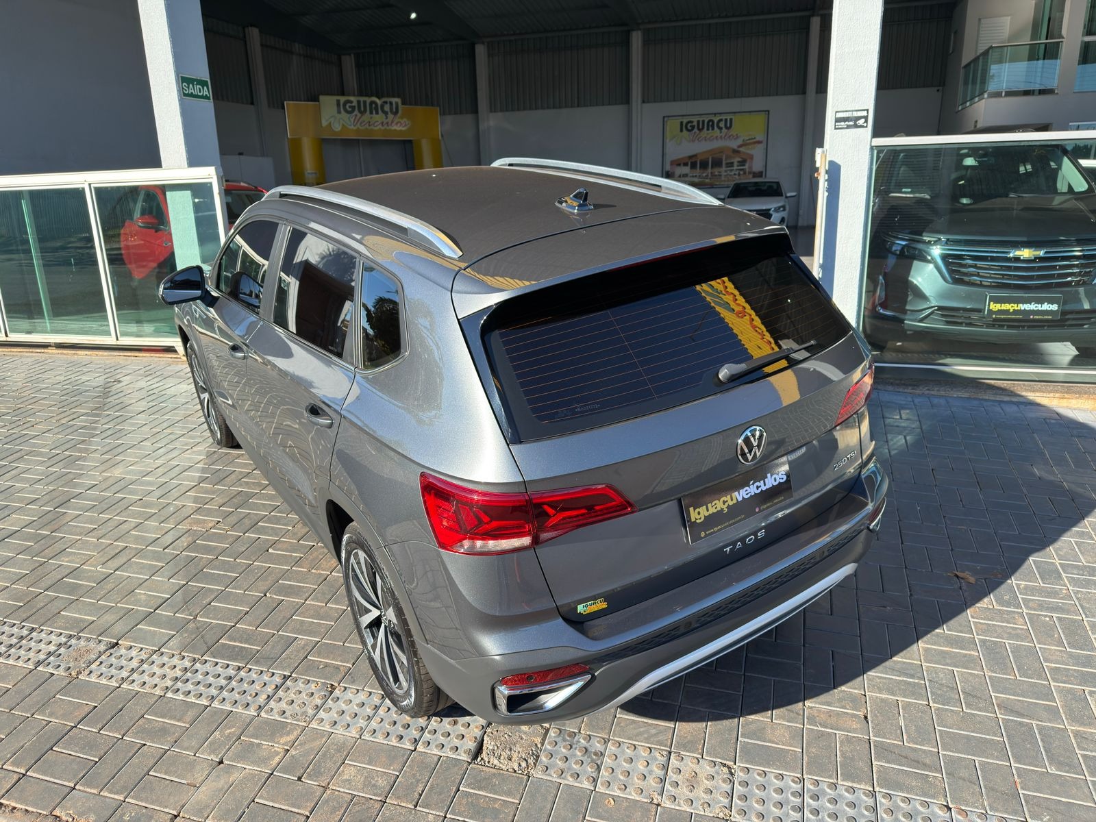 Volkswagen Taos Highline 1.4 250 TSI Flex Aut. - foto 9