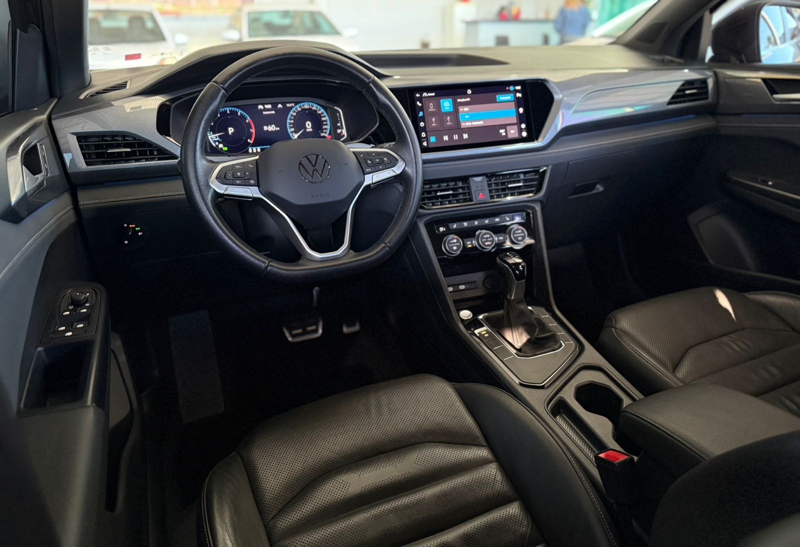 Volkswagen Taos Highline 1.4 250 TSI Flex Aut. - foto 14