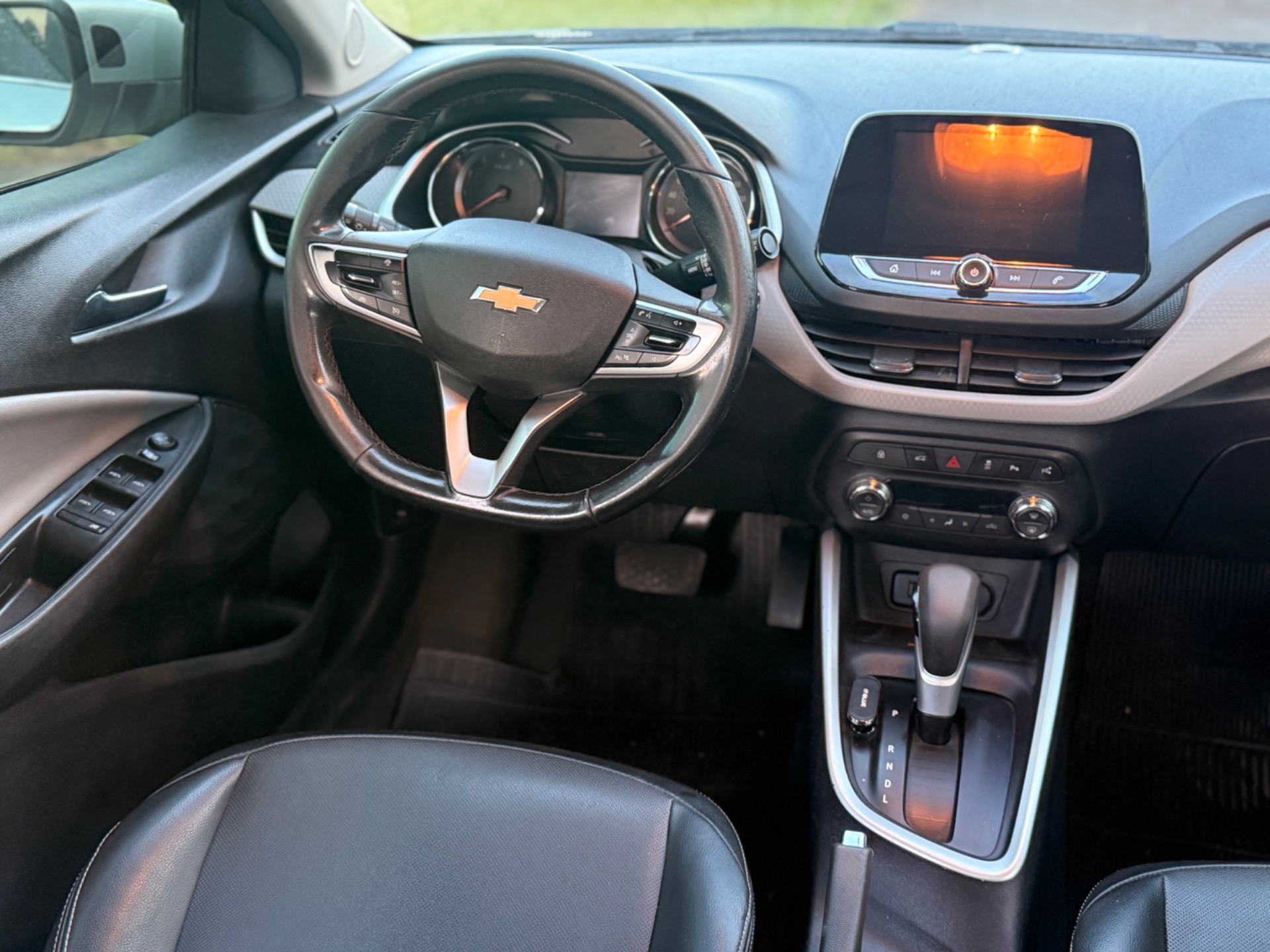 Chevrolet Onix Sed. Plus Prem. 1.0 12V Tb Flex Automático - foto 8