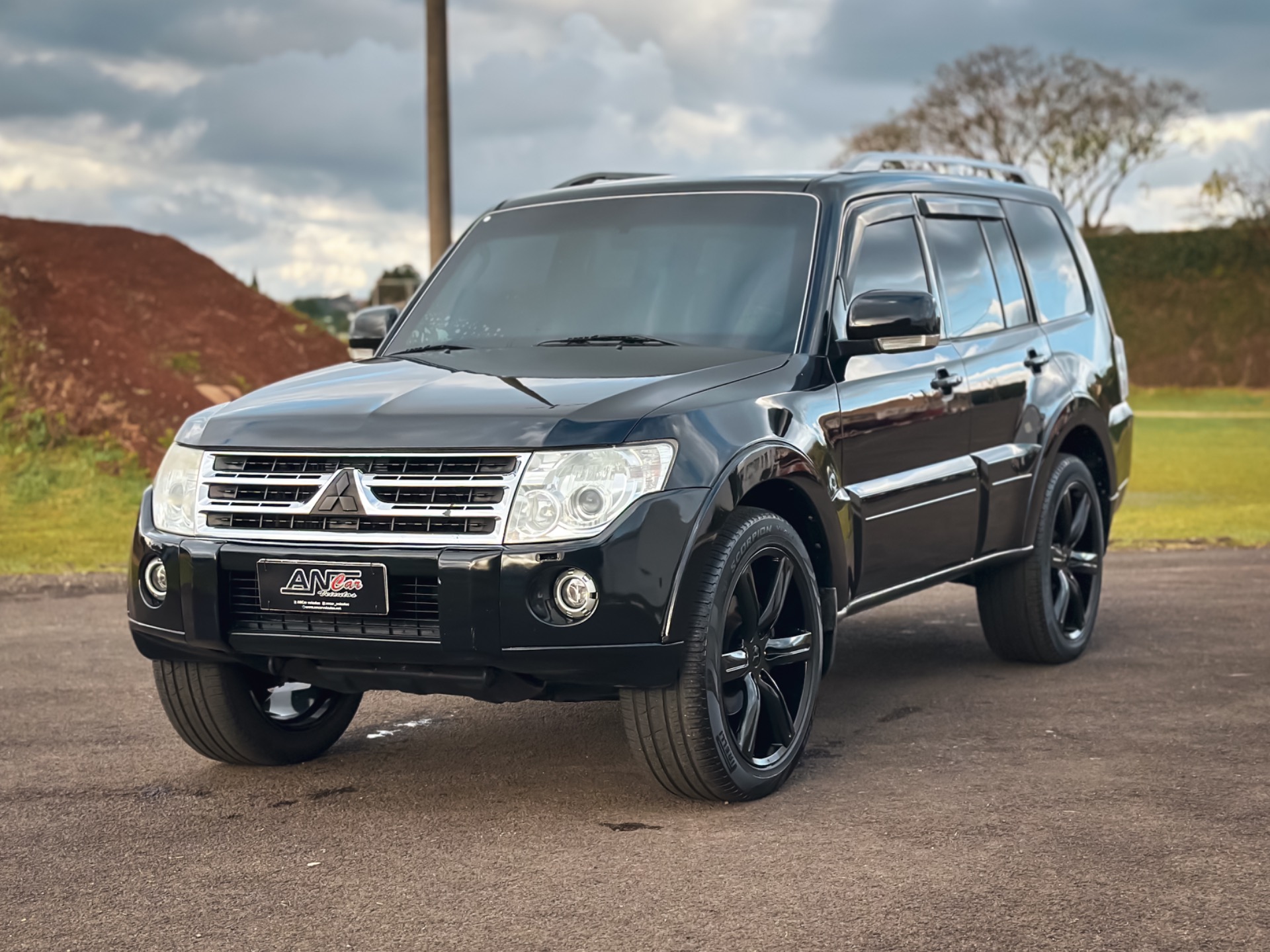 Mitsubishi Pajero Hpe Full 3.2 4X4 T.i.dies. 5P Automático - foto 3