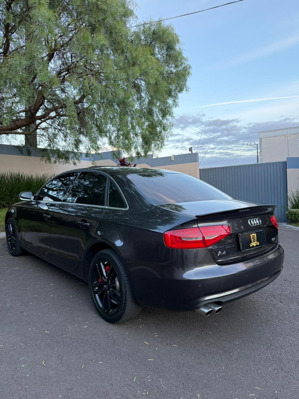 Audi A4 1.8 Tip. Multitronic Turbo - foto 7