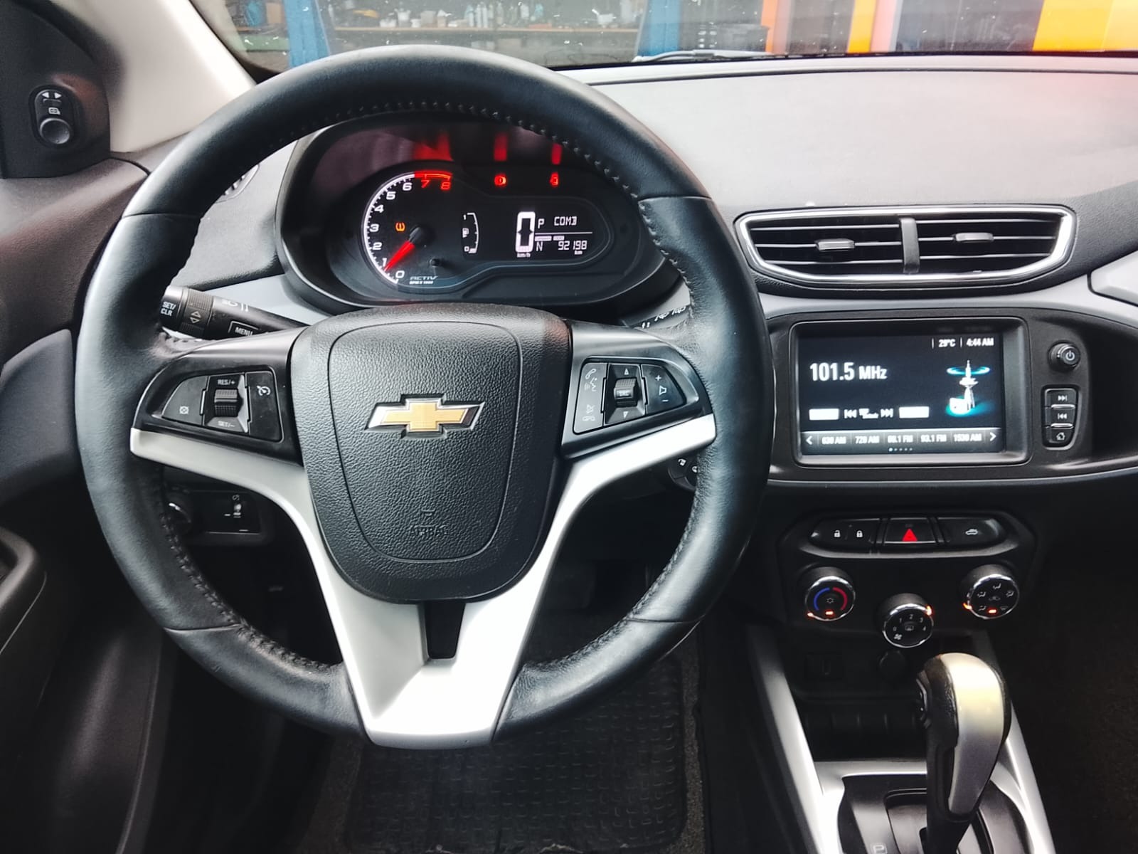 Chevrolet Onix Hatch Activ 1.4 8V Flex 5P Aut. - foto 5