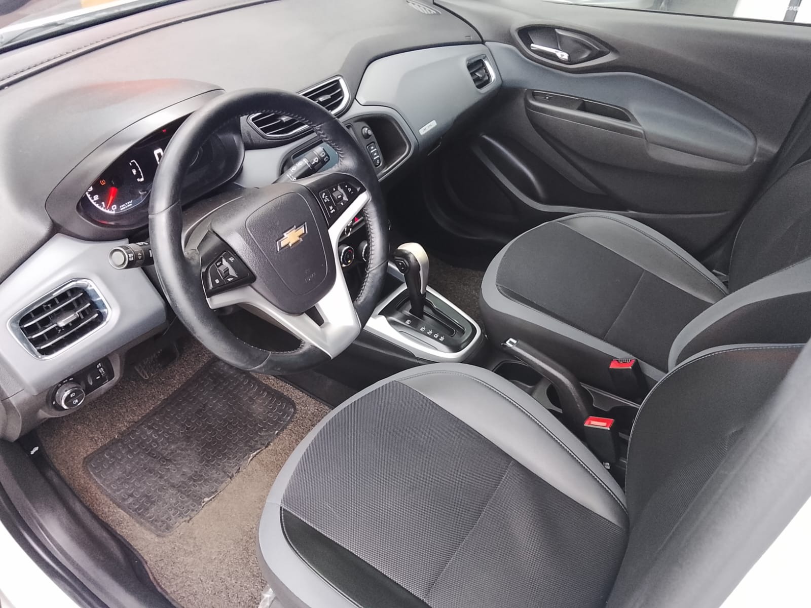 Chevrolet Onix Hatch Activ 1.4 8V Flex 5P Aut. - foto 7