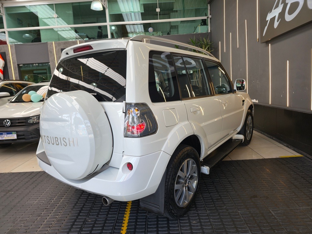 Mitsubishi Pajero Tr4 2.0 Flex 16V 4X2 Aut. - foto 12