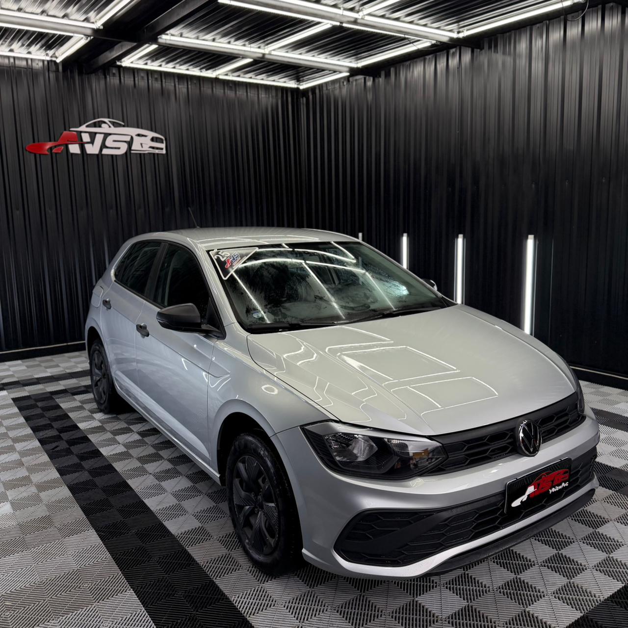 Volkswagen Polo Track 1.0 Flex 12V 5P - foto 2