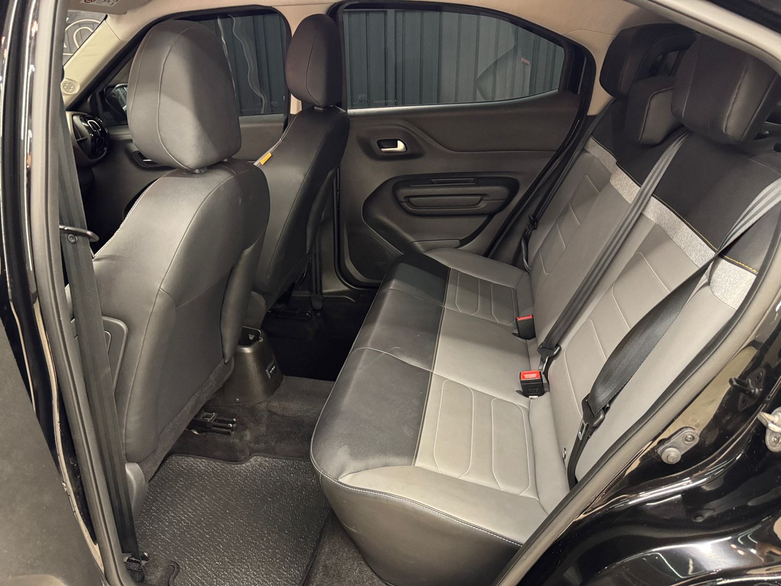 Citroën BASALT Shine 1.0 Flex Tb 200 5P Aut. - foto 18
