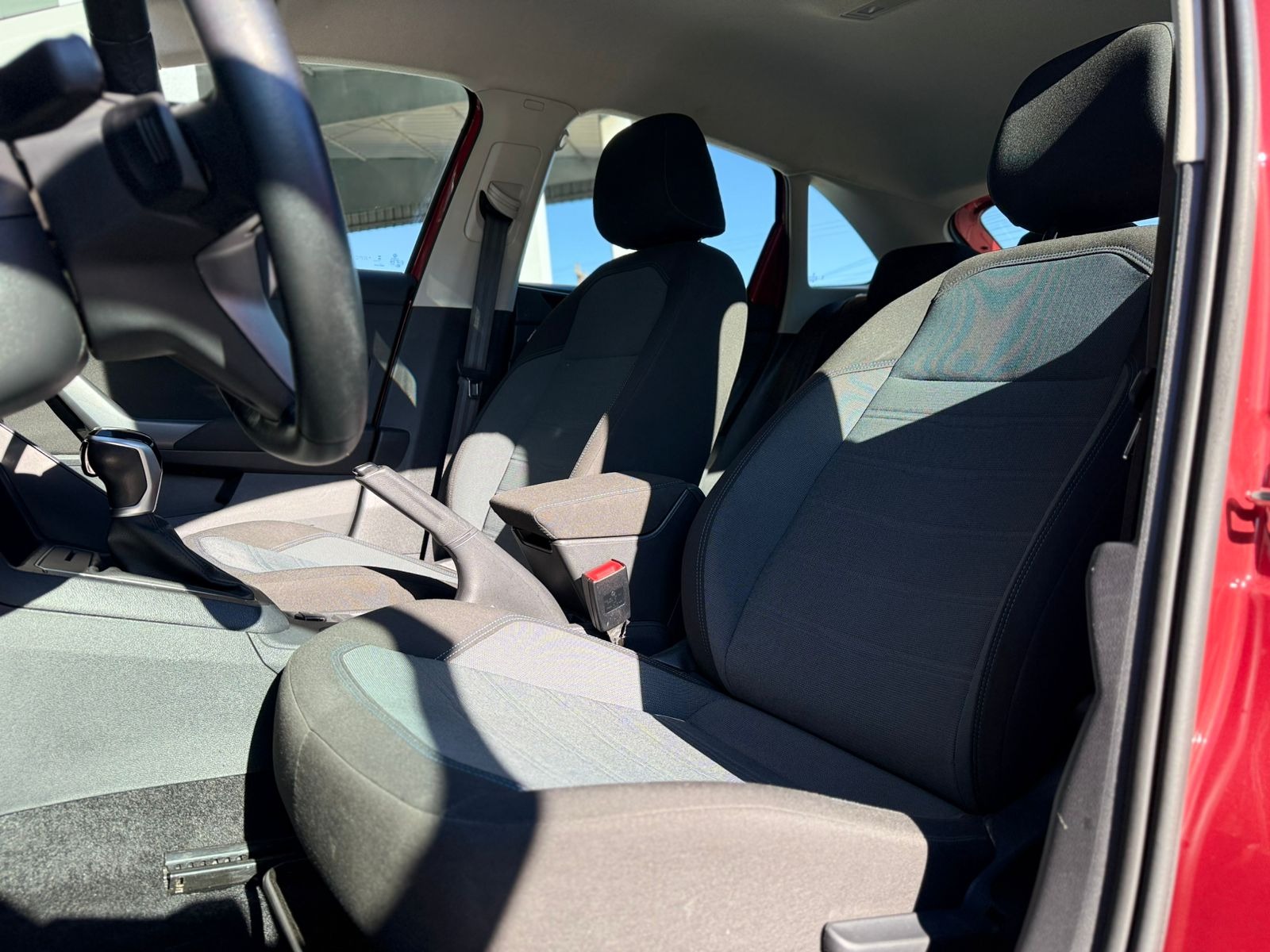 Volkswagen Nivus Comfortline 1.0 200 TSI Flex Aut. - foto 12
