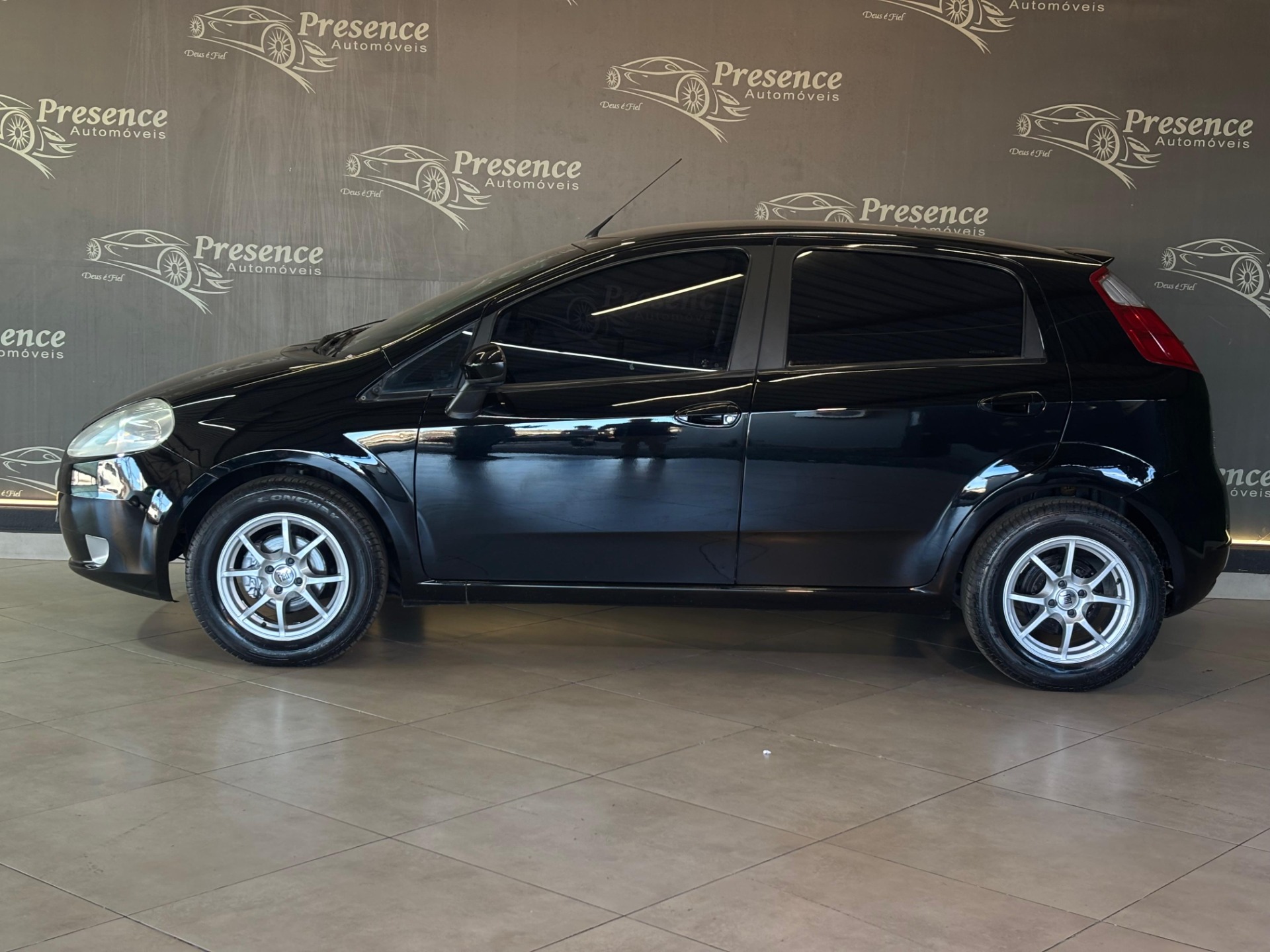Fiat Punto Hlx 1.8 Flex 8V 5P - foto 4