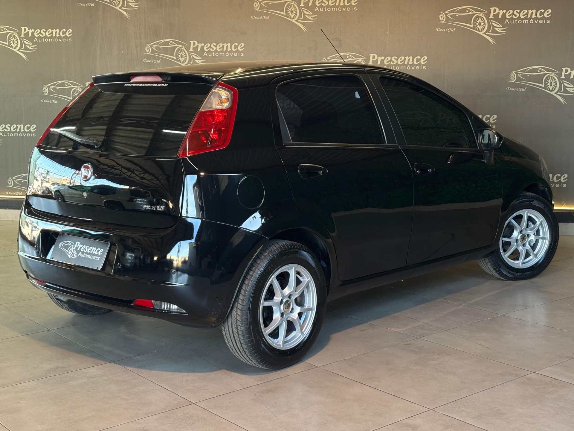 Fiat Punto Hlx 1.8 Flex 8V 5P - foto 5