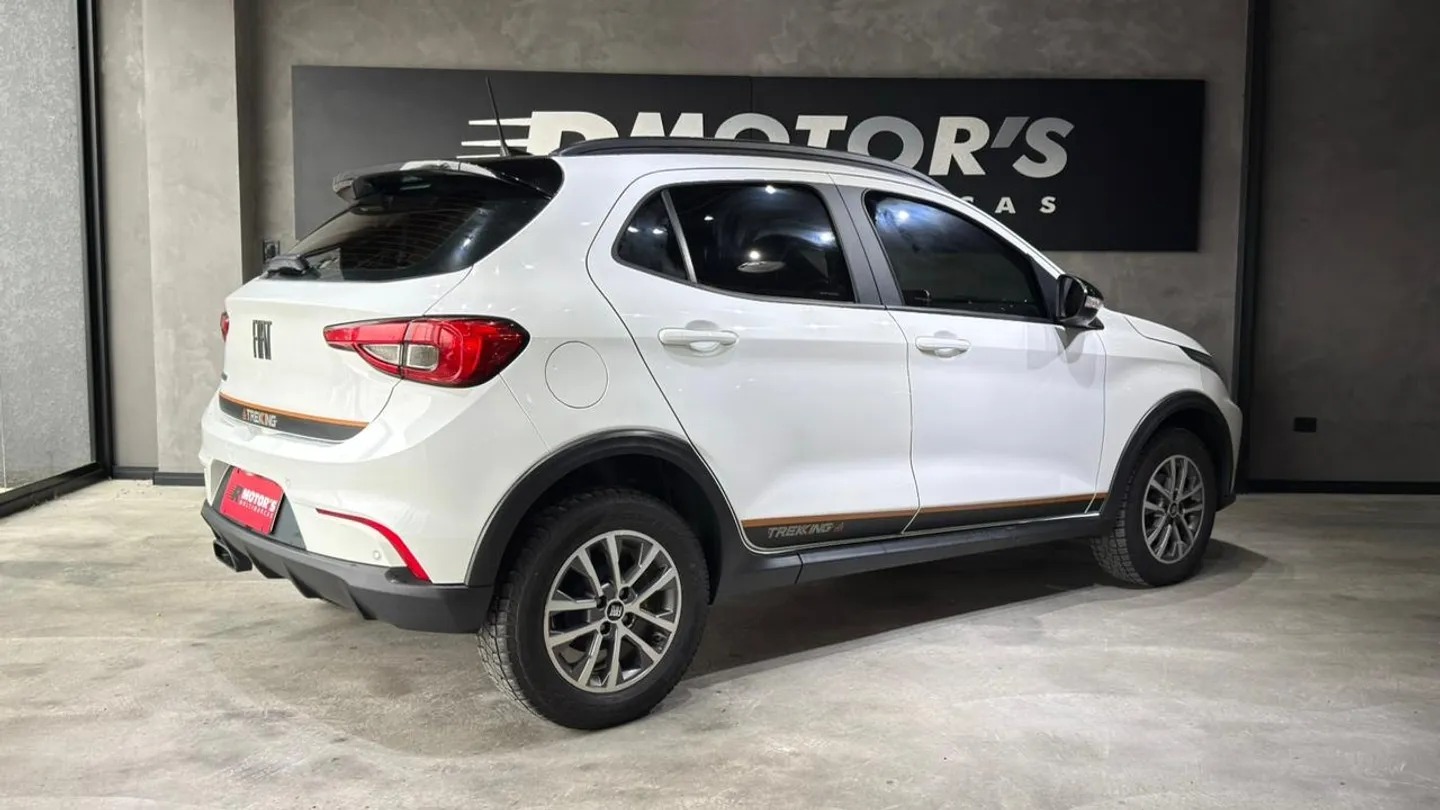 Fiat Argo Trekking 1.3 8V Flex - foto 3