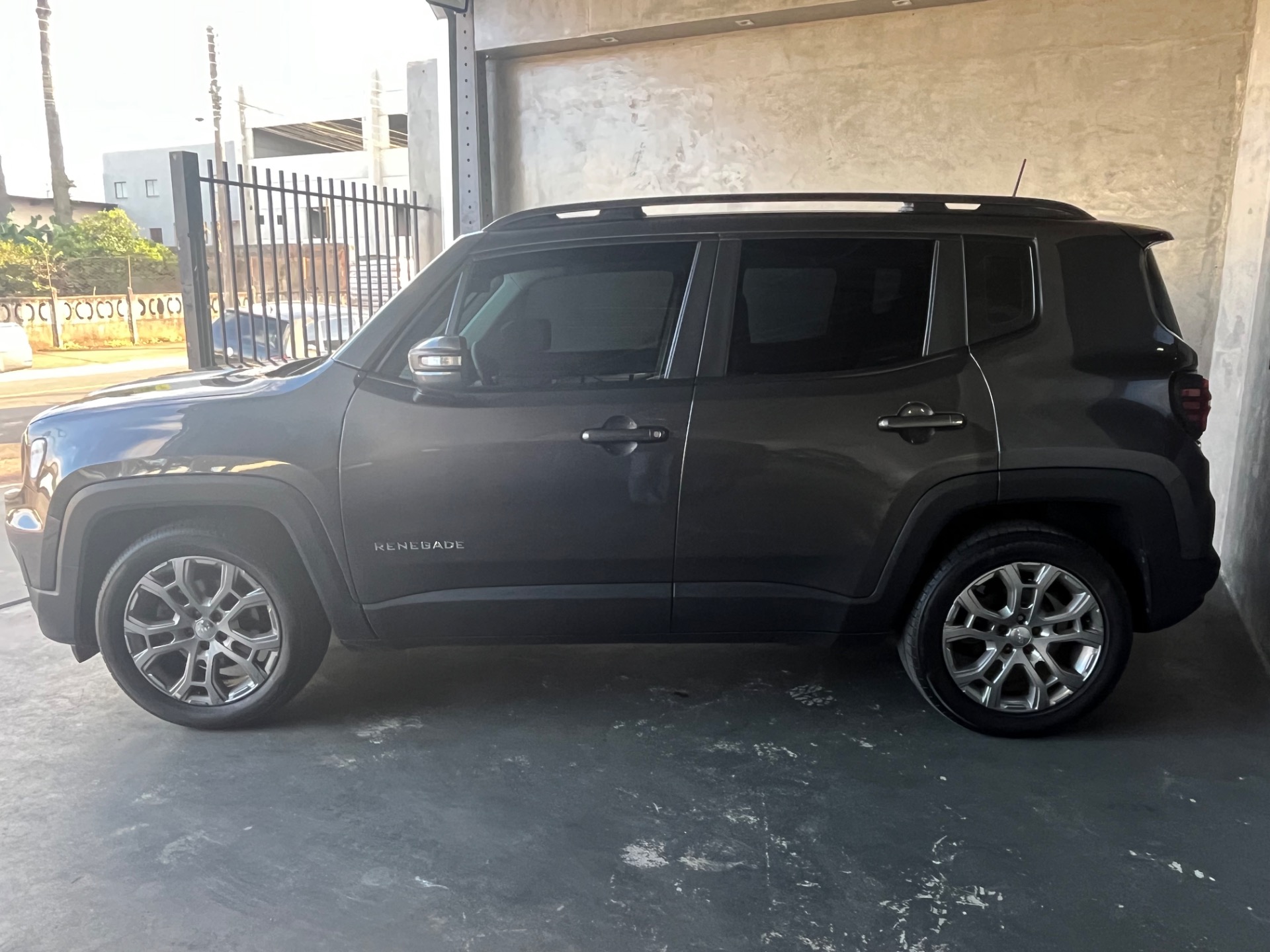 Jeep Renegade Long. T270 1.3 Tb 4X2 Flex Aut. - foto 2