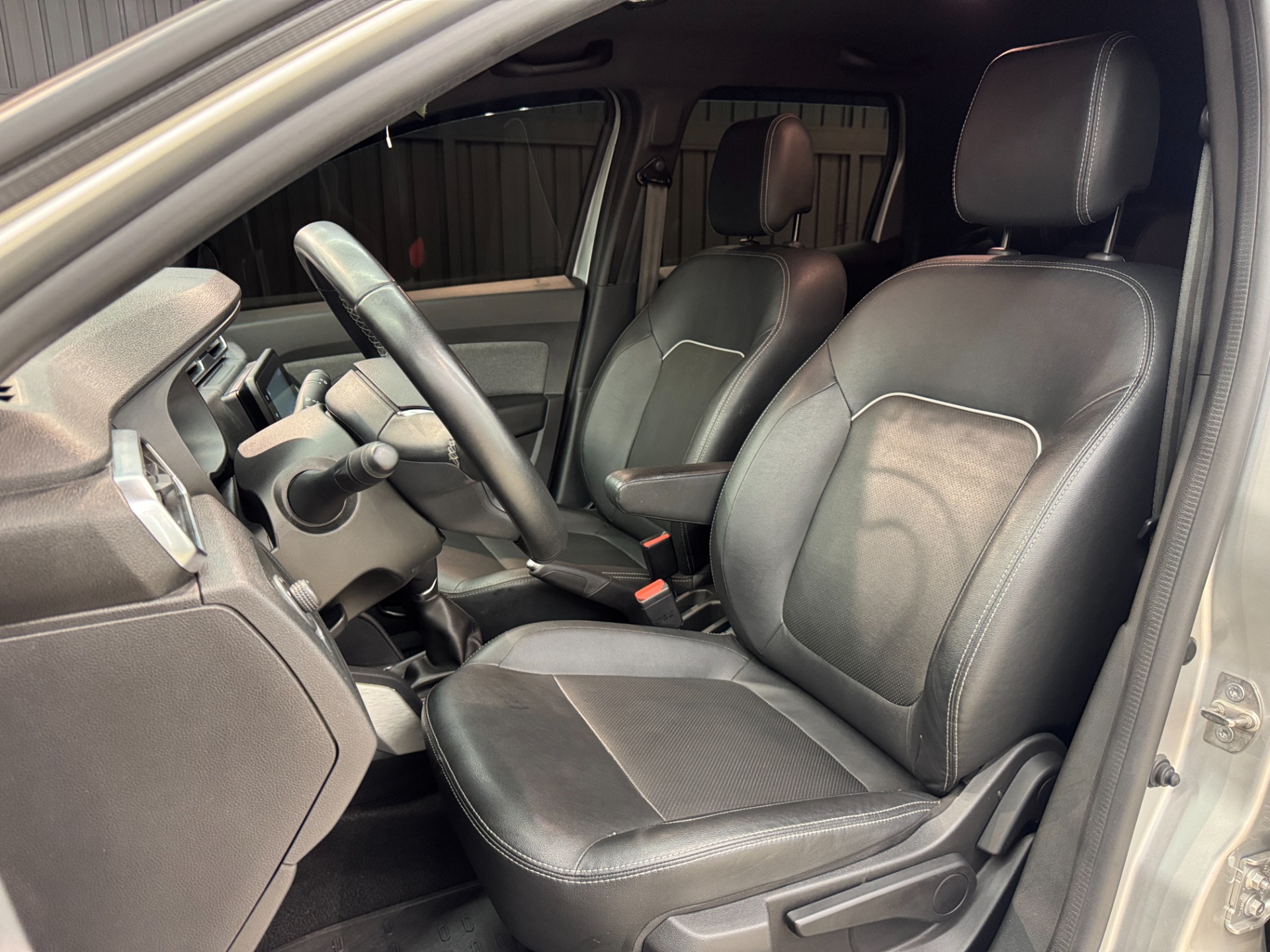 Renault Duster Iconic 1.6 16V Flex Aut. - foto 16