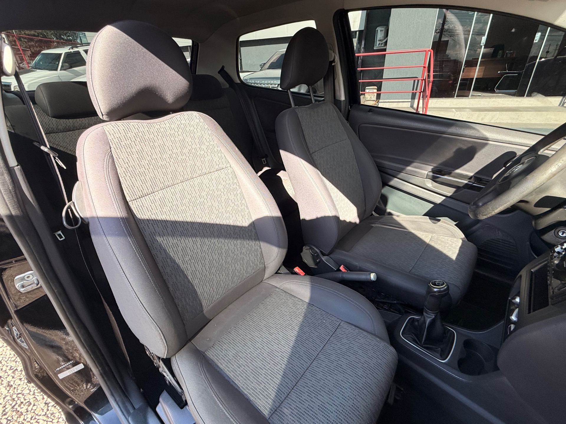 Volkswagen Fox 1.0 Mi Total Flex 8V 3P - foto 9