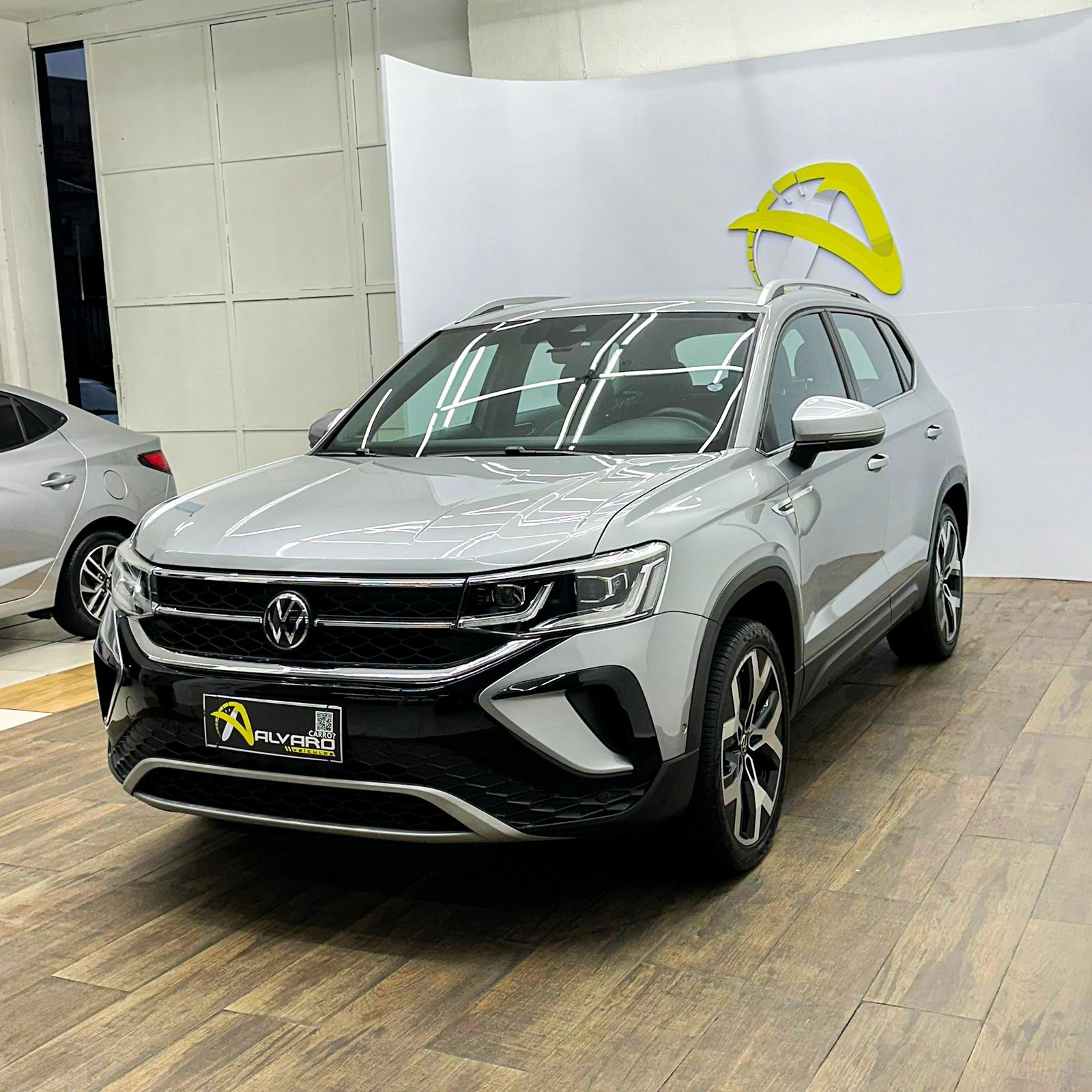 Volkswagen Taos Highline 1.4 250 TSI Flex Aut. - foto 3