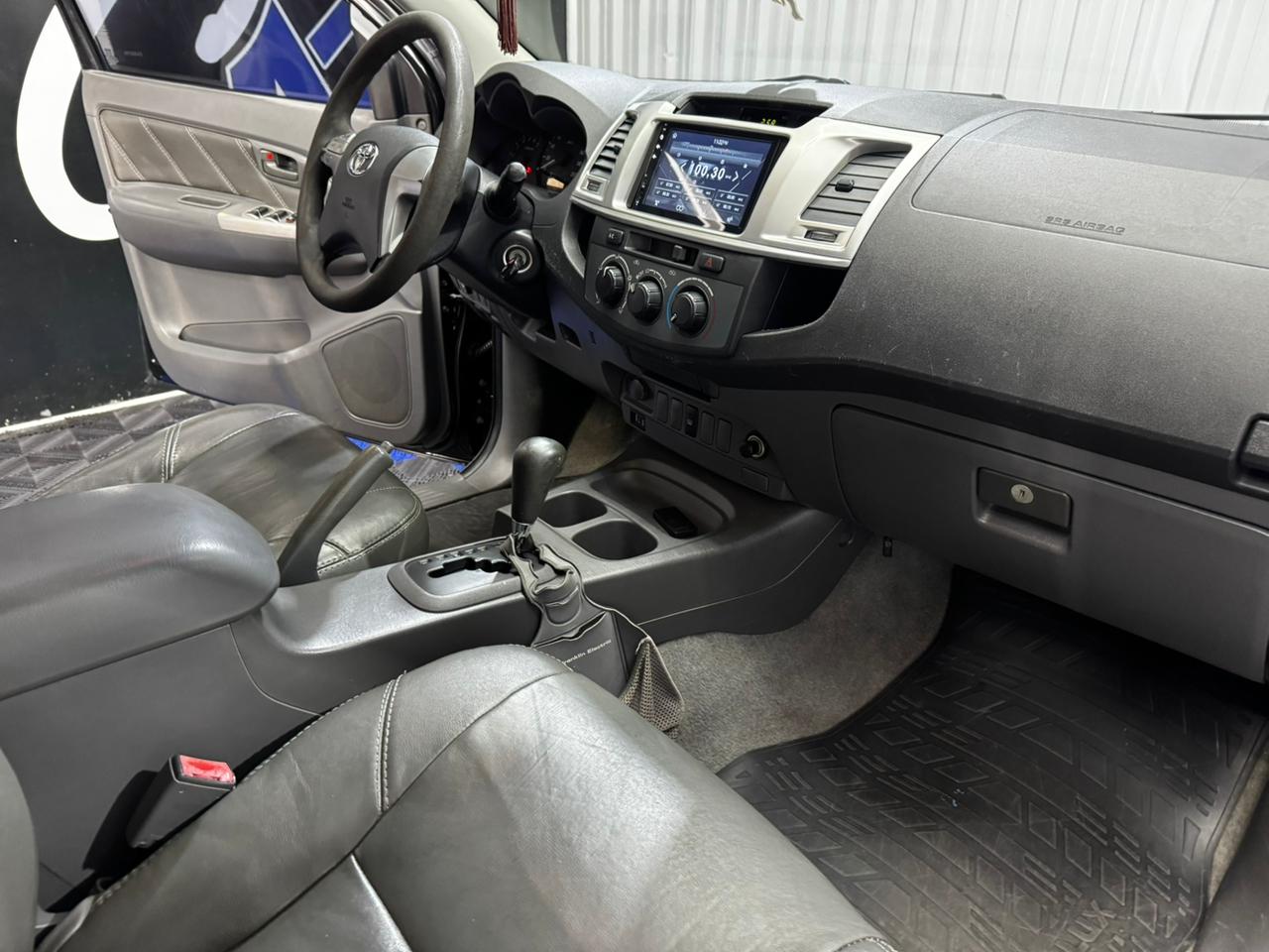 Toyota Hilux Cd Sr 4X2 2.7 16V 2.7 Flex Aut. - foto 13