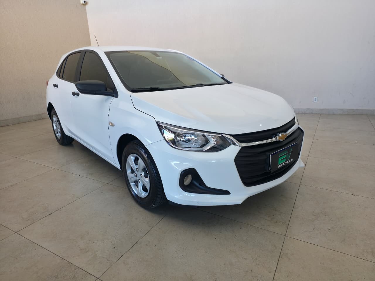 Chevrolet Onix Hatch 1.0 12V Flex 5P Mec. - foto 2