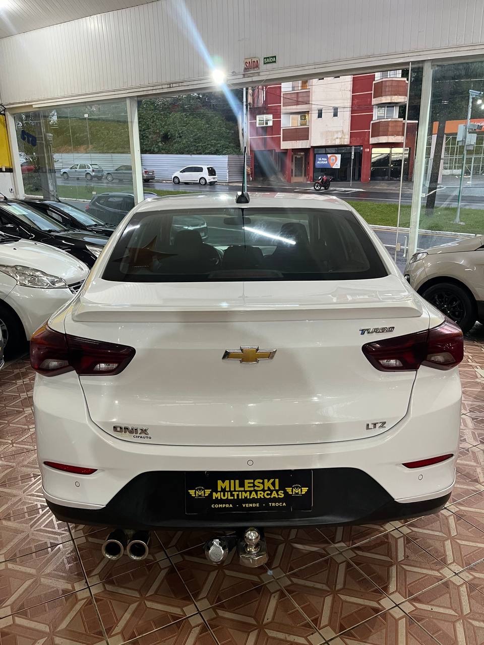 Chevrolet Onix Plus Plus LTZ 1.0 12V Tb Flex Aut. - foto 14