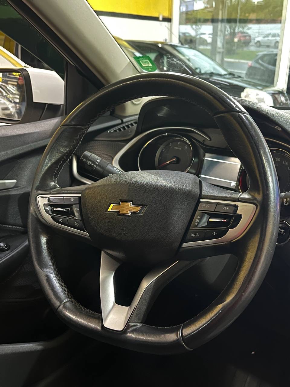 Chevrolet Onix Plus Plus LTZ 1.0 12V Tb Flex Aut. - foto 4