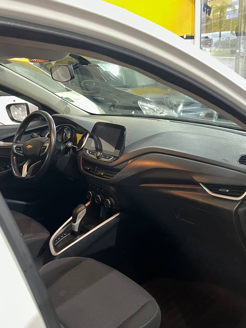 Chevrolet Onix Plus Plus LTZ 1.0 12V Tb Flex Aut. - foto 6