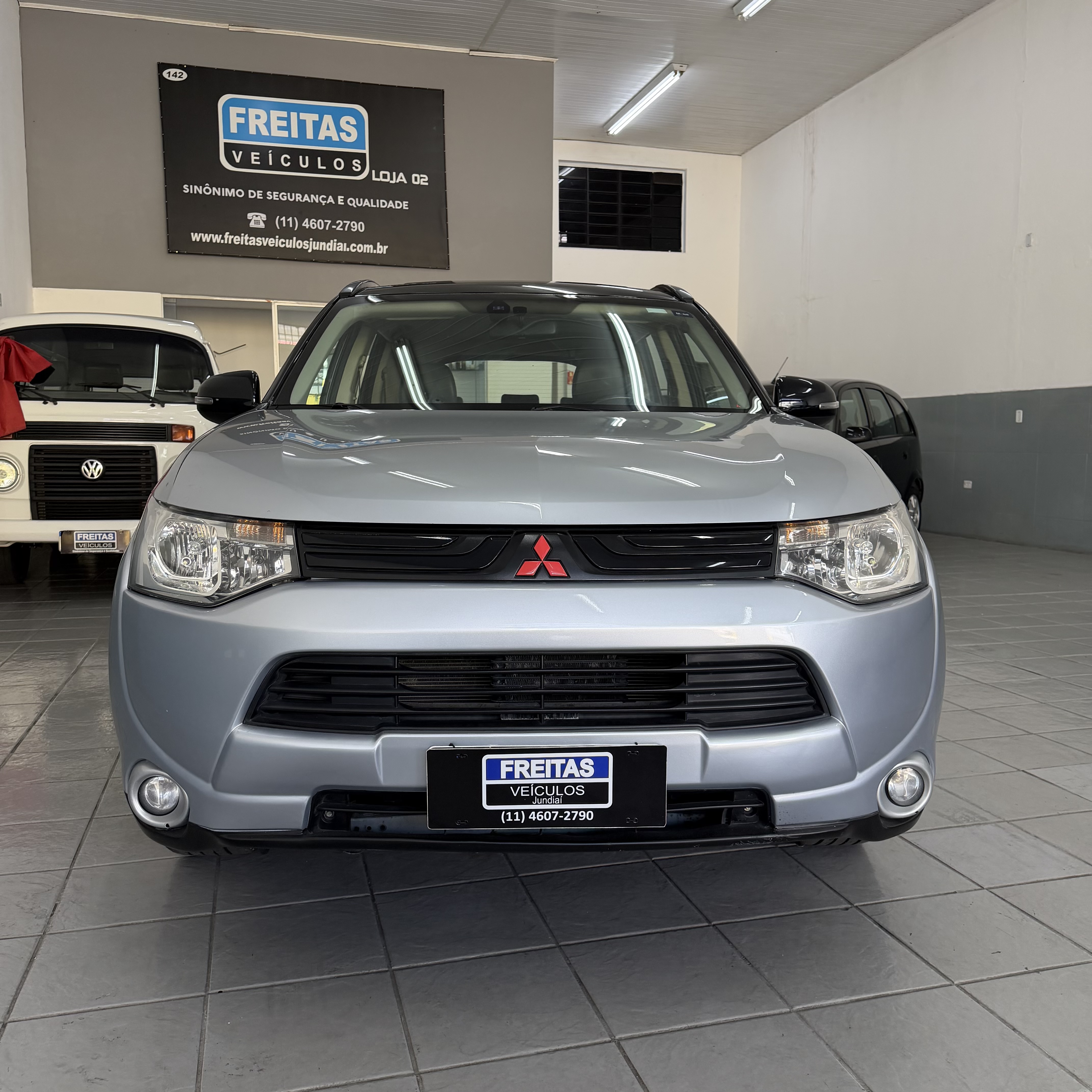 Mitsubishi Outlander 2.0 16V 160cv Aut. - foto 3