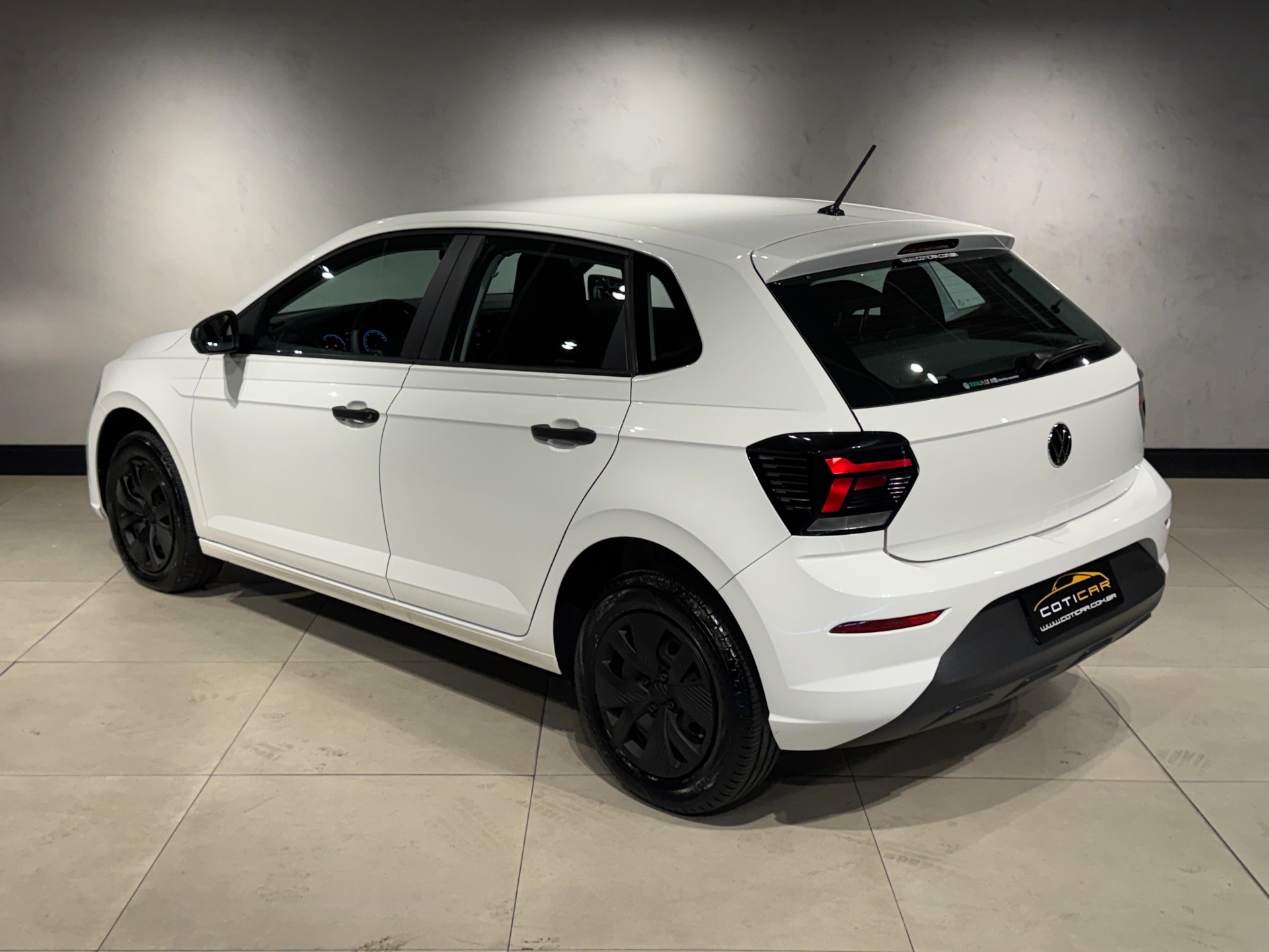 Volkswagen Polo Track 1.0 Flex 12V 5P - foto 6