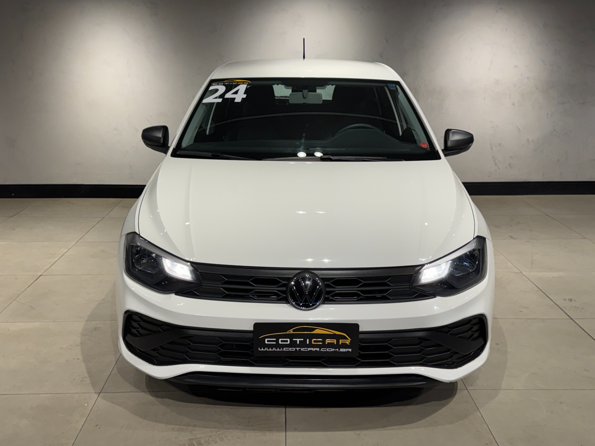 Volkswagen Polo Track 1.0 Flex 12V 5P - foto 2