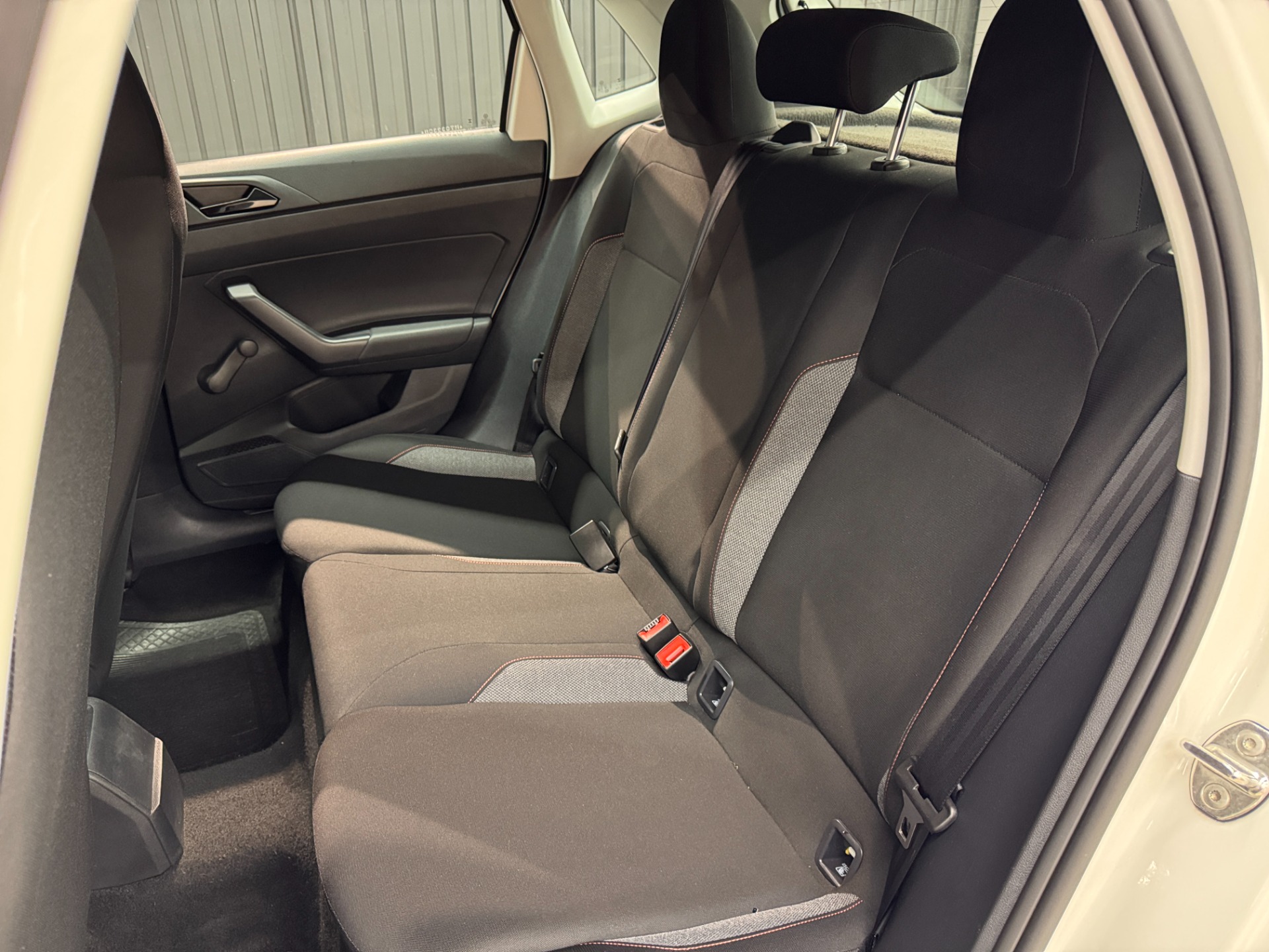 Volkswagen Polo Track 1.0 Flex 12V 5P - foto 18