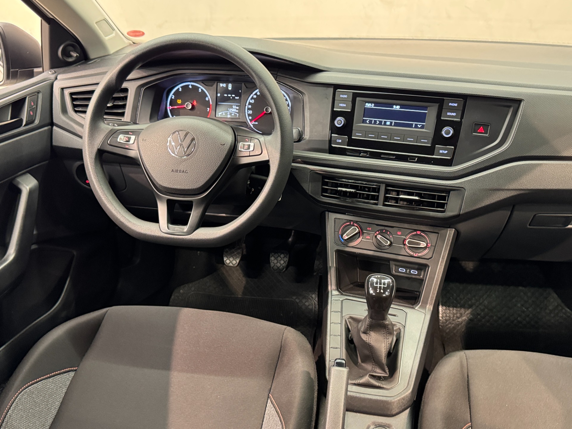 Volkswagen Polo Track 1.0 Flex 12V 5P - foto 10
