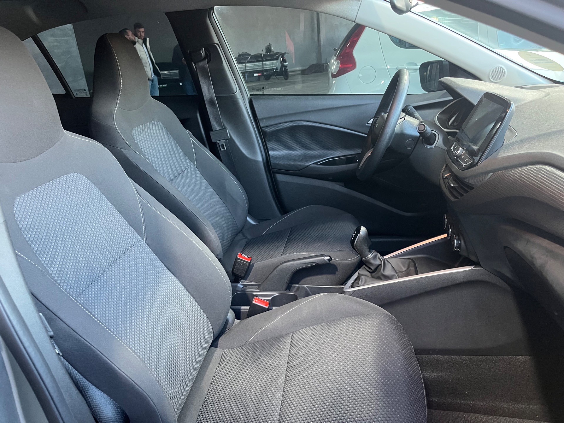 Chevrolet Onix Hatch LT 1.0 12V Tb Flex 5P Mec. - foto 8