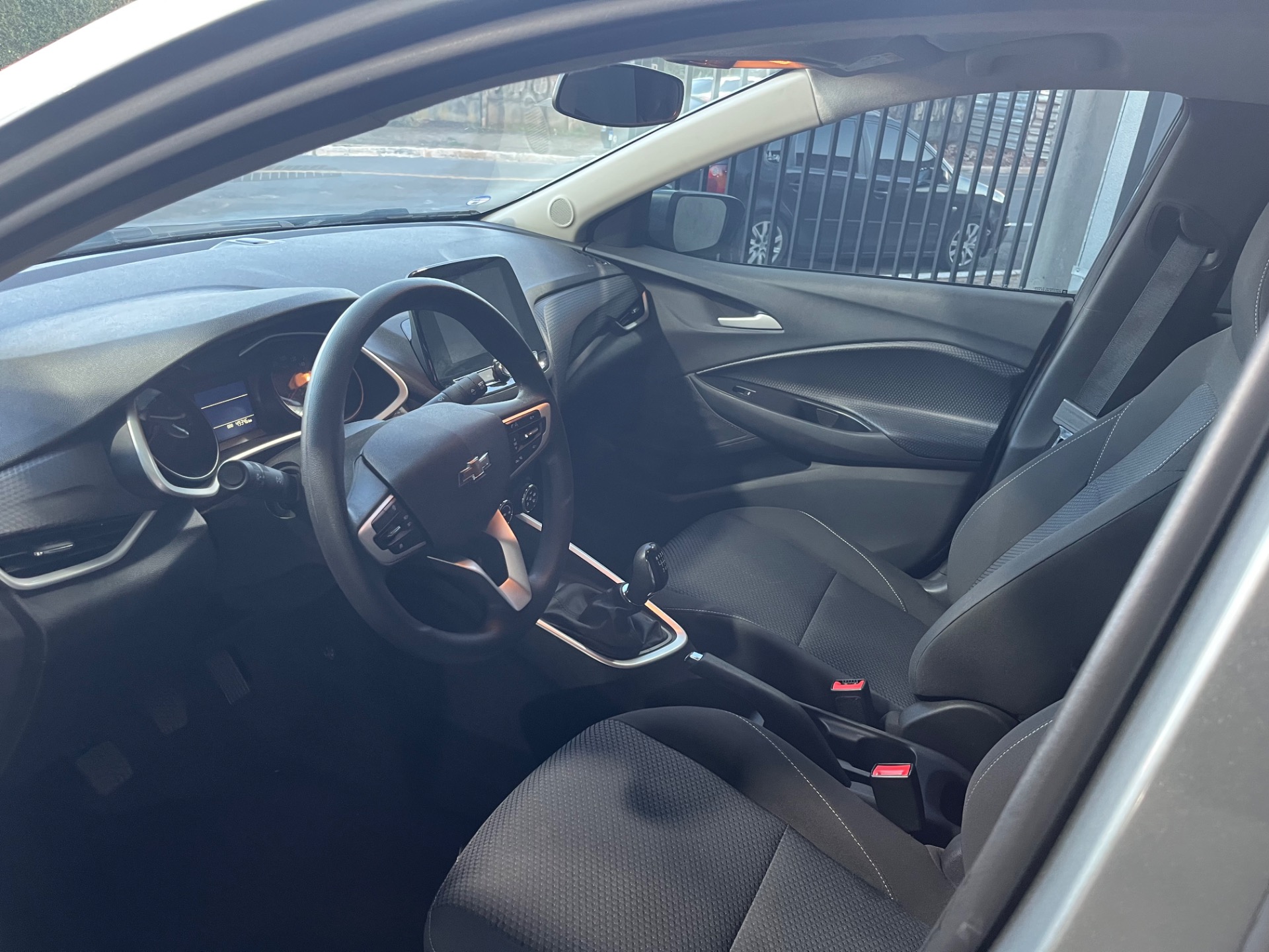 Chevrolet Onix Hatch LT 1.0 12V Tb Flex 5P Mec. - foto 9