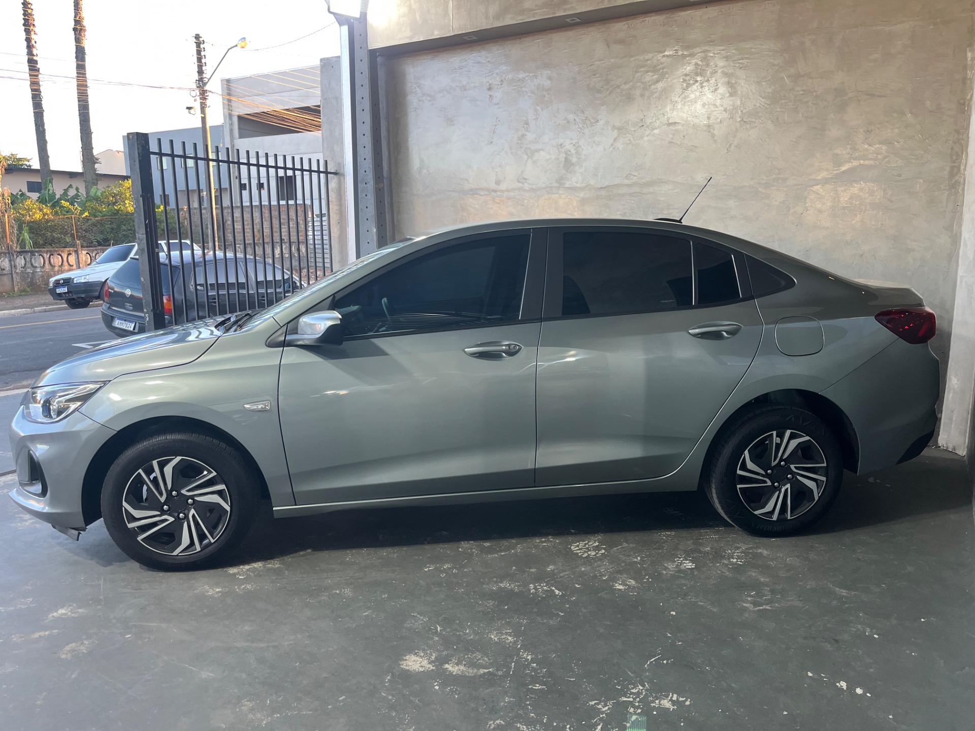 Chevrolet Onix Hatch LT 1.0 12V Tb Flex 5P Mec. - foto 5