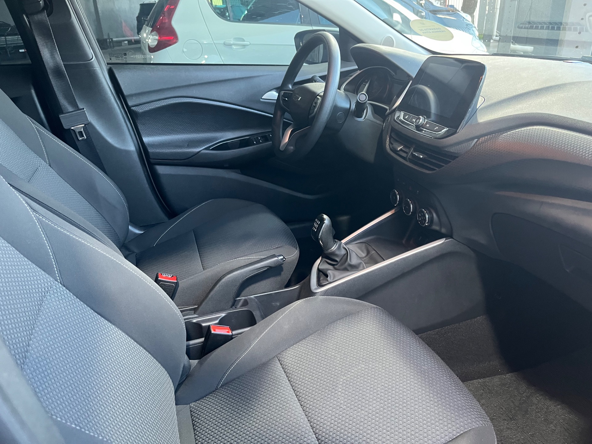 Chevrolet Onix Hatch LT 1.0 12V Tb Flex 5P Mec. - foto 11