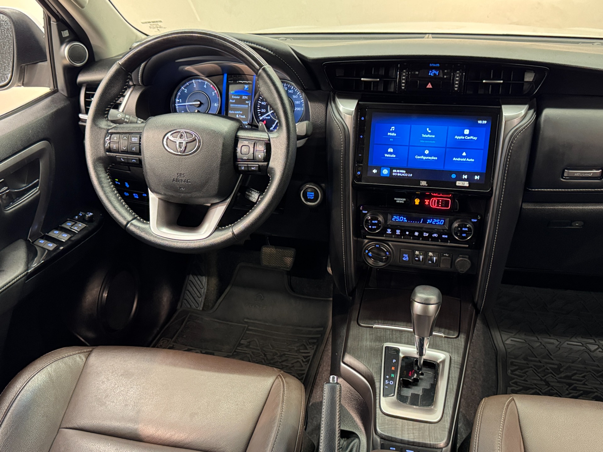 Toyota Hilux Srx 4X4 2.8 TDI 16V Dies. Aut. - foto 10