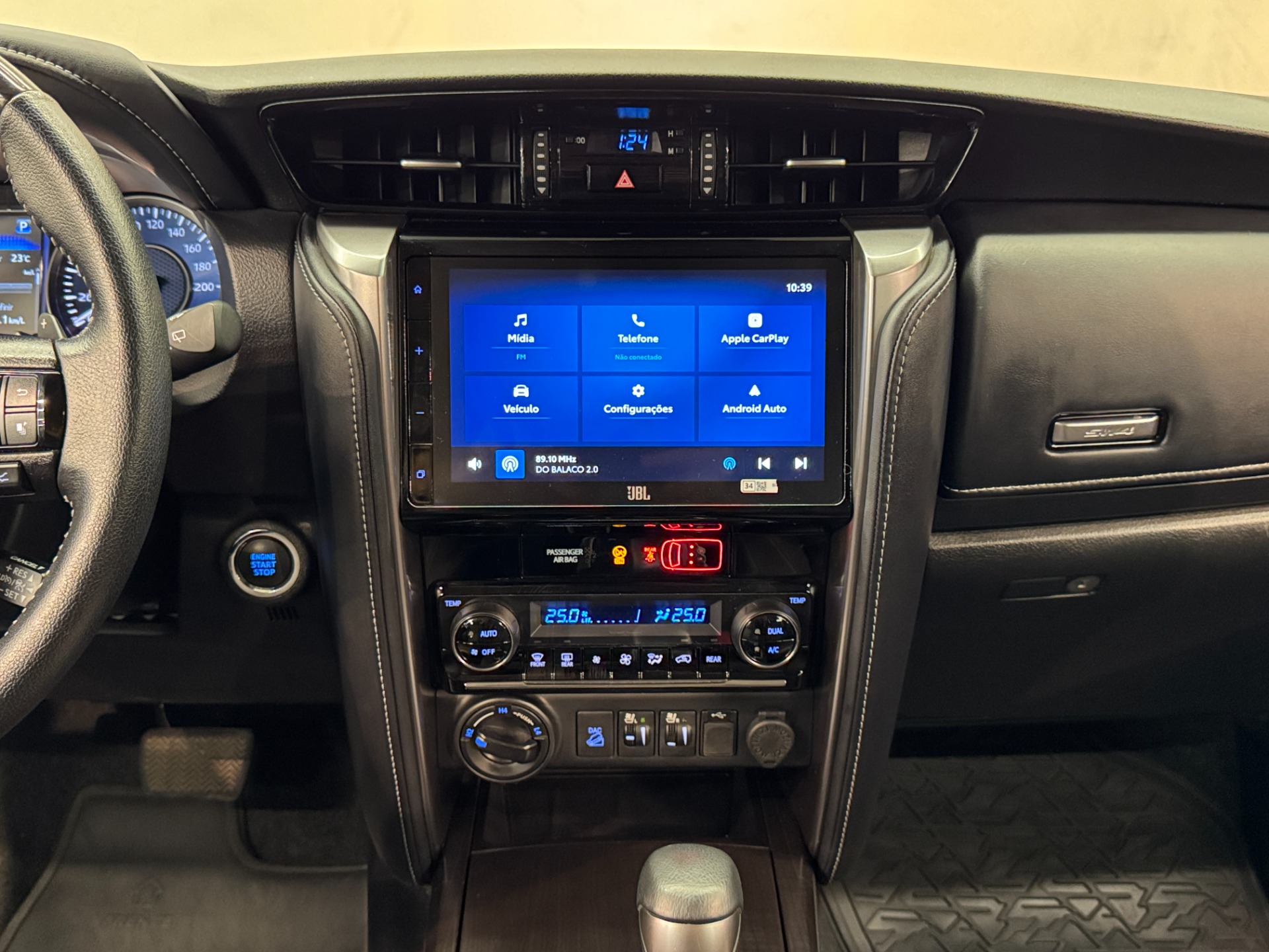 Toyota Hilux Srx 4X4 2.8 TDI 16V Dies. Aut. - foto 12