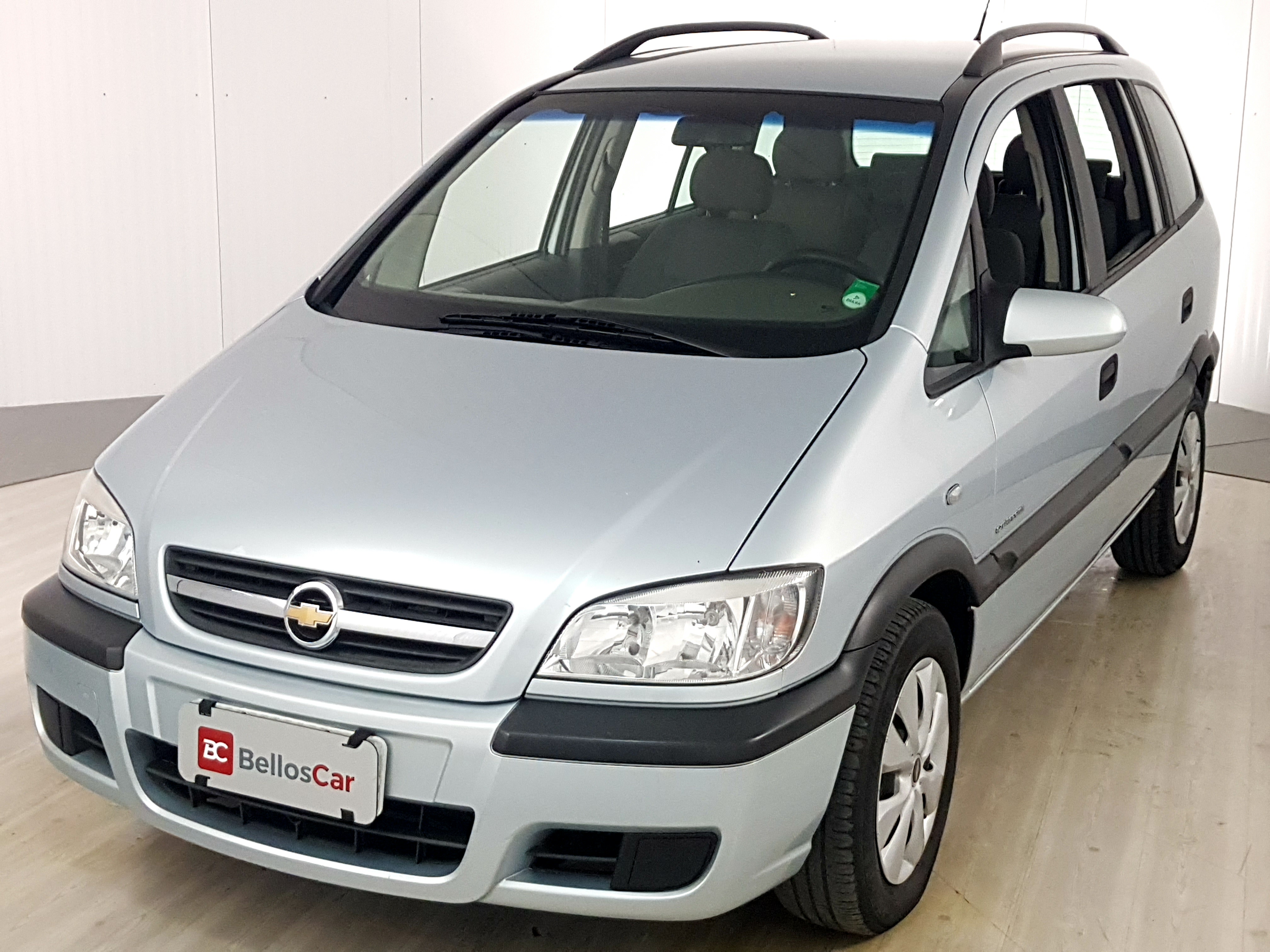 Chevrolet Zafira Expres. 2.0 MPFI FlexPower 5p Aut Flex 4 portas