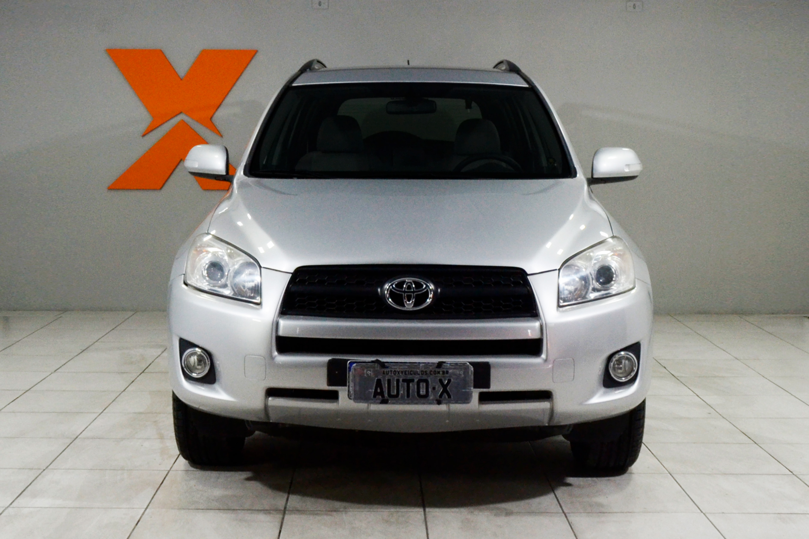 Toyota RAV4 2.4 4x2 16V 170cv Aut. Gasolina 4 portas, câmbio Automático em Curitiba AutoX